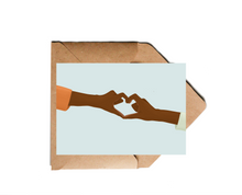 Lade das Bild in den Galerie-Viewer, Postkarte Herz aus Händen