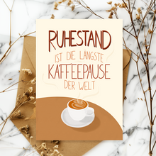 Lade das Bild in den Galerie-Viewer, Postkarte zum Ruhestand mit liebevollem Spruch und Illustration in warmen Farben