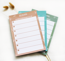 Lade das Bild in den Galerie-Viewer, Set aus drei Journal Blöcken für mehr Wohlbefinden und mentale Gesundheit mit Selbstfürsorge Planer, Dankbarkeitstagebuch und Erfolgstagebuch