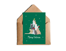 Lade das Bild in den Galerie-Viewer, humorvolle Weihnachtskarte mit Schriftzug Merry Catmas und Katzen, die sich zu einem Weihnachtsbaum stapeln