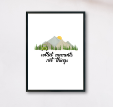 Lade das Bild in den Galerie-Viewer, Kunstdruck für Weltentdecker und Reiseliebhaber mit Zitat und Illustration einer Berglandschaft