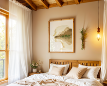 Lade das Bild in den Galerie-Viewer, Schlafzimmer Dekoration im boho-Stil mit Kunstdruck eines Kopfes mit Landschaft in beige