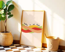 Lade das Bild in den Galerie-Viewer, Psychologie Poster healing is not linear auf beigem Hintergrund