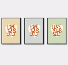 Lade das Bild in den Galerie-Viewer, Typographie Poster Love yourself
