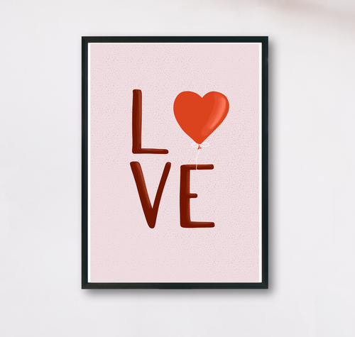 Poster maximalistisch mit Love Lettering auf Rosa Hintergrund
