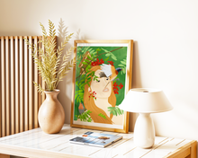Lade das Bild in den Galerie-Viewer, Tischdekoration Vögel mit Poster einer Frau und Vögeln
