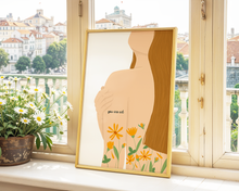 Lade das Bild in den Galerie-Viewer, Kunstdruck mit Illustration einer nackten Frau mit Tattoos und Spruch you are art - du bist Kunst
