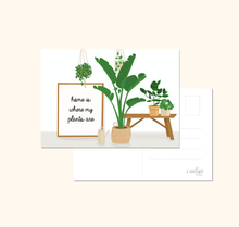 Lade das Bild in den Galerie-Viewer, Karte mit Spruch home is where my plants are für Pflanzenliebhaber und Illustration vieler Pflanzen im urban gardening Stil
