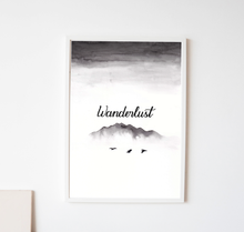 Lade das Bild in den Galerie-Viewer, Kunstdruck Wanderlust mit minimalistischen Bergen
